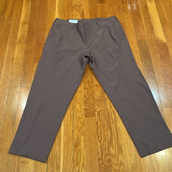 Women’s Brand New W/Tag KIRKLAND Signature Ankle Pants. Lightweight Size 10 - Picture 10 of 10